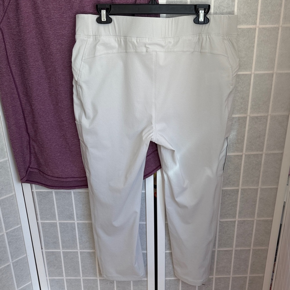 Eddie Bauer Incline Crop Pants Size 16 - Picture 5 of 10